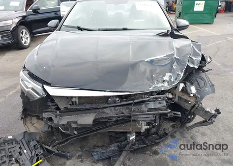 2019 Volkswagen Jetta 1.4T R-Line/1.4T S/1.4T Se z USA, uszkodzony, nr VIN 3VWCB7BU6KM241896